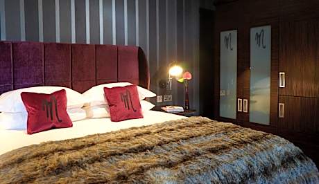 Cozy Double Room