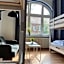 Blue Doors Hostel Altstadt