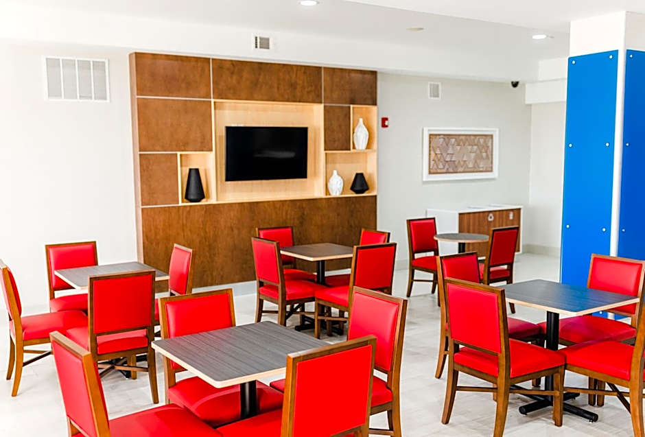 Holiday Inn Express Hotel & Suites Greenville By IHG