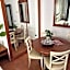 I AM La Posada Hotel and Apartment