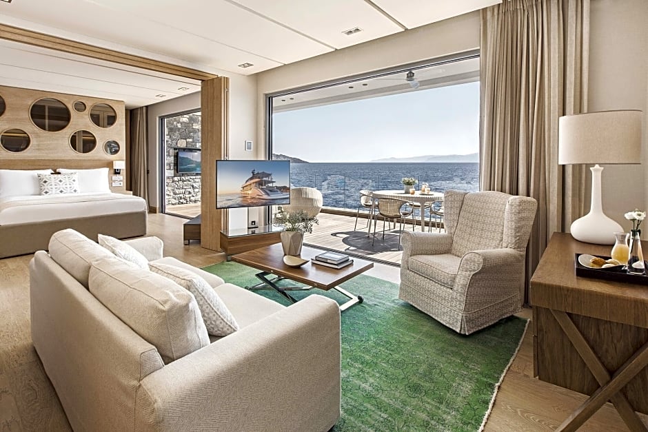 Elounda Beach Hotel & Villas, a Member of the Leading Hotels of the Wo
