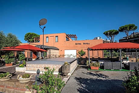 Hotel Petra