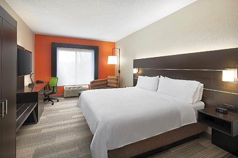 Holiday Inn Express Hotel & Suites Seymour By IHG