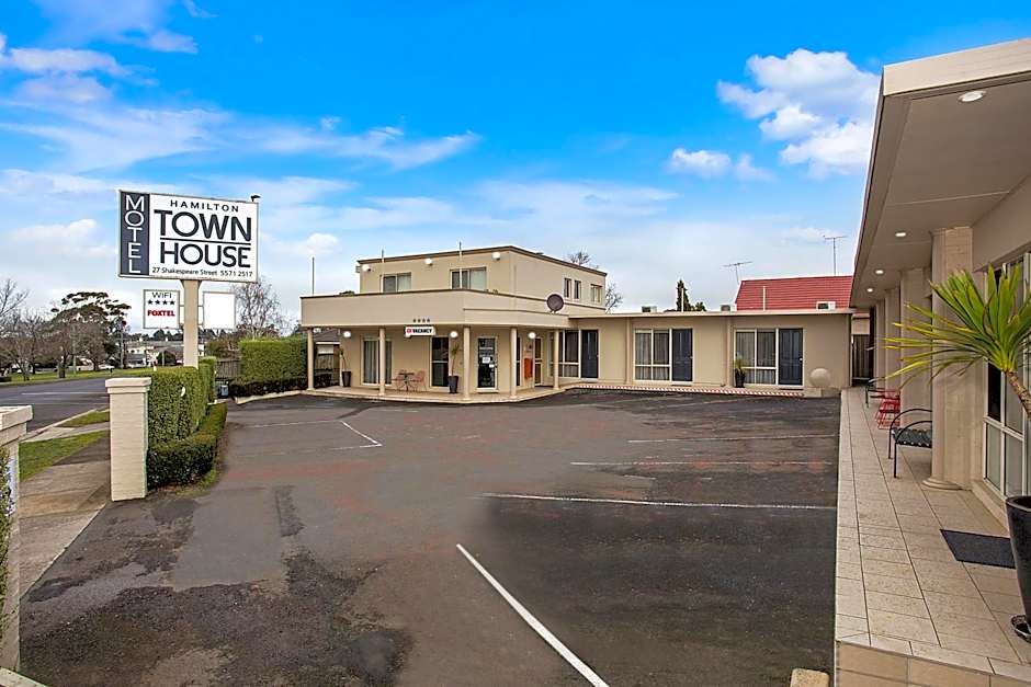 Hamilton Townhouse Motel