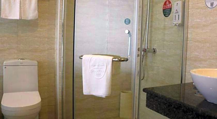 GreenTree Inn JiangSu DingShu Twon JieFang(E) Road Express Hotel
