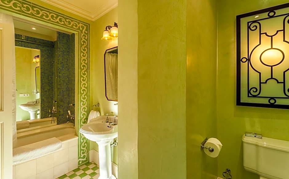 The Salvia - Adults Only