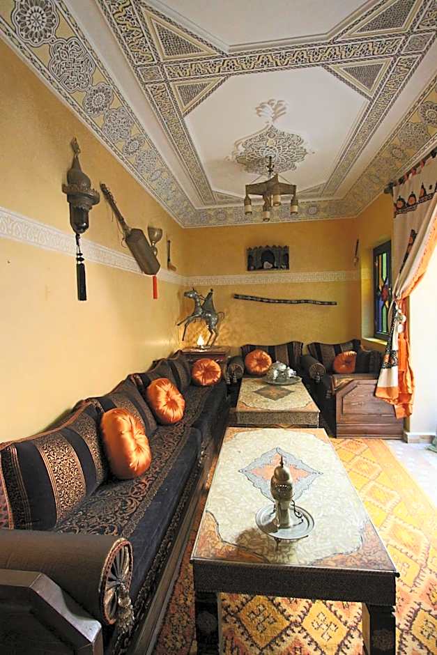 RIAD MAKENE MOUCHKILL