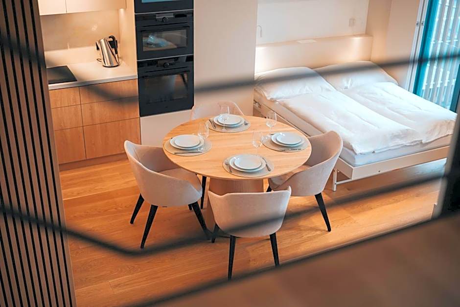 MOLO LIPNO RESIDENCE