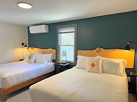 1 Bedroom Suite 2 Queens Sofa bed Non Smoking