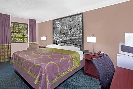 1 King Bed Mobility Accessible Room Non-Smoking