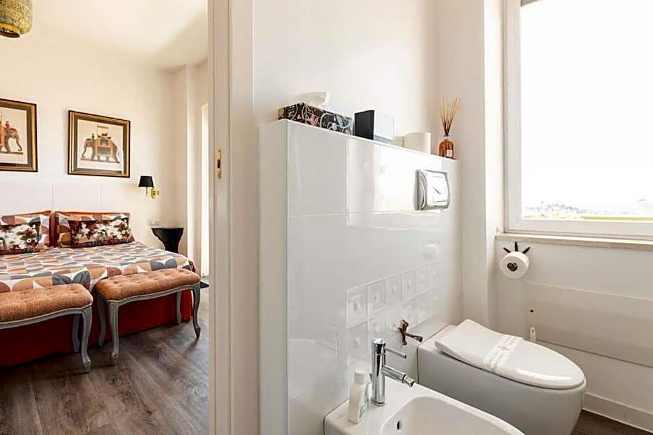 Eleventh Floor Suites