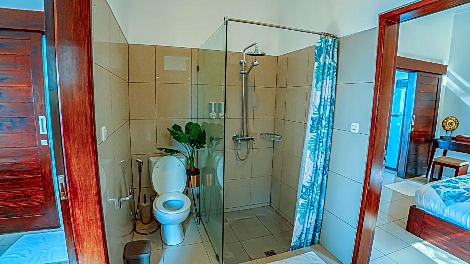 Air Sanih Beach Villa