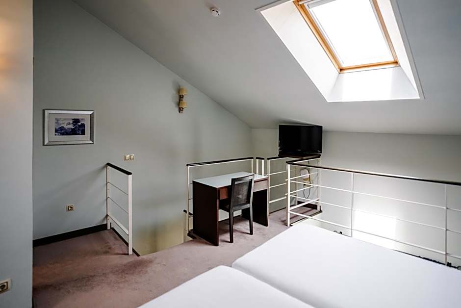 RICE Palacio de los Blasones