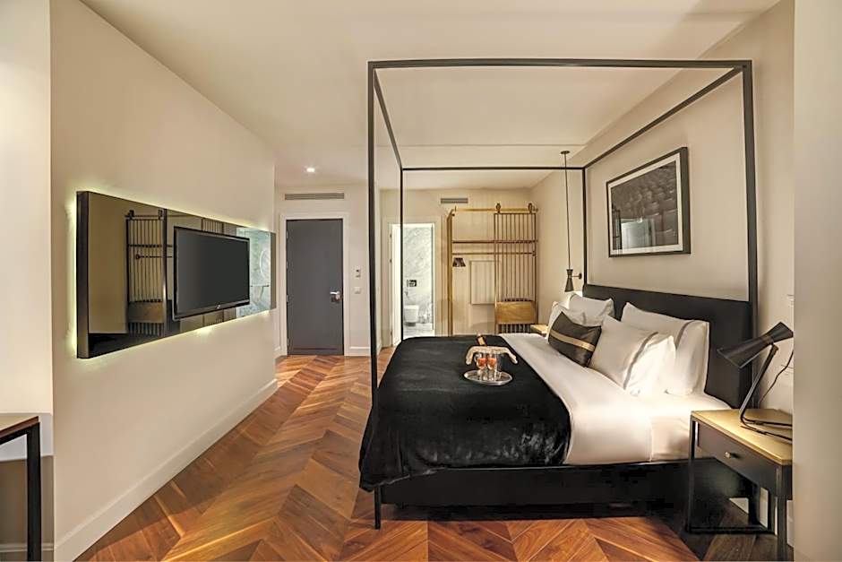 39 Kalamış Marina Hotel & Restaurant