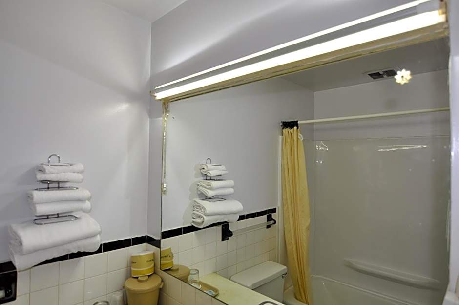 Budget Inn near WestRock