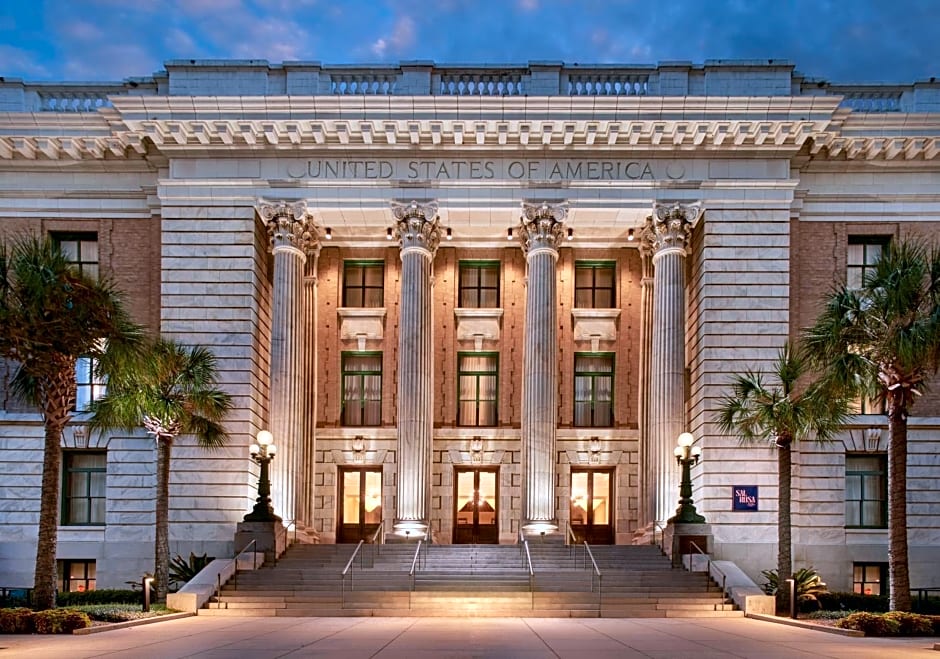 Le Méridien Tampa, The Courthouse
