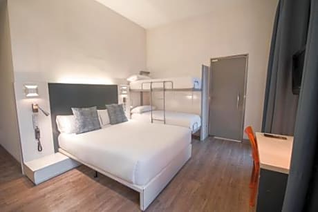 Quadruple Room (4 Adults)