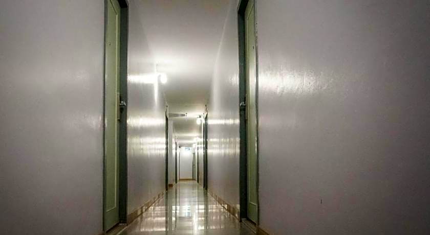 BIRD ROOM HOTEL - PRATUNAM