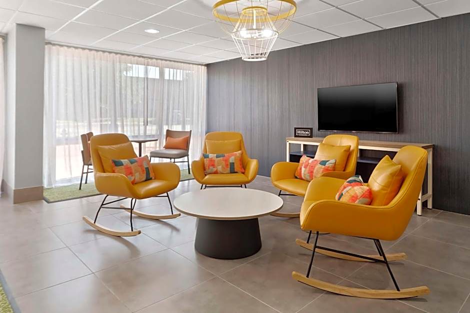 Spark by Hilton Grand Prairie