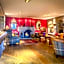 Peak Edge Hotel