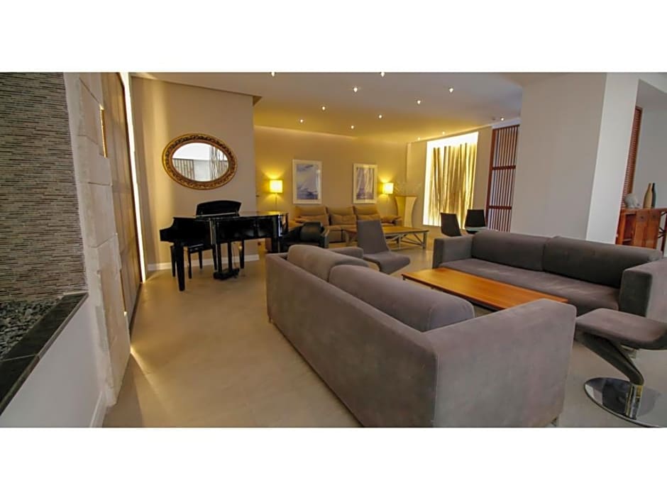 Munamar Beach Residence