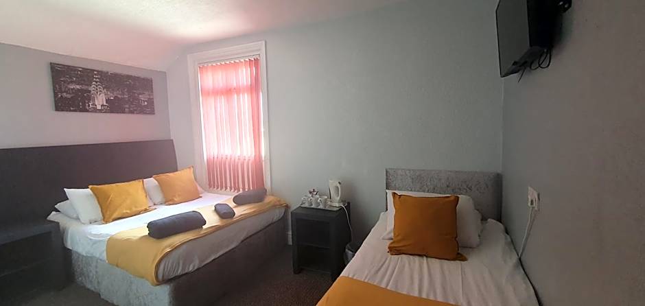 Las Palmas Hotel by the Sea