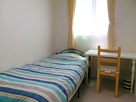 Standard Single Room with Shared Bathroom - Room Only