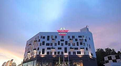 Arafah Hotel Nilai