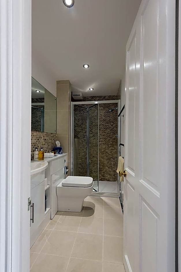 Cliftons Guest House