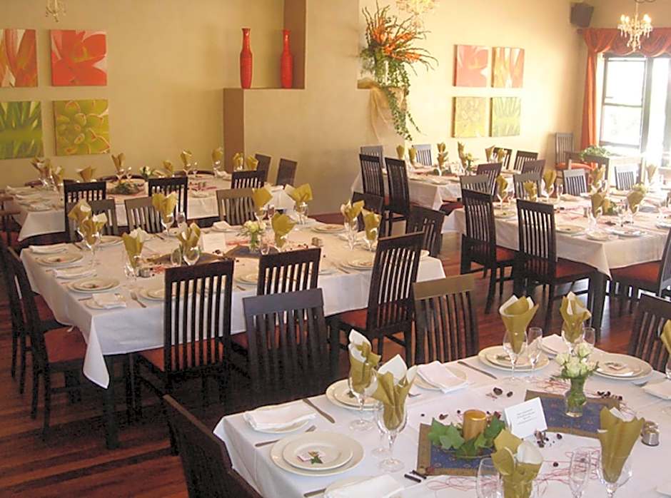 Chapmans Peak Beach Hotel