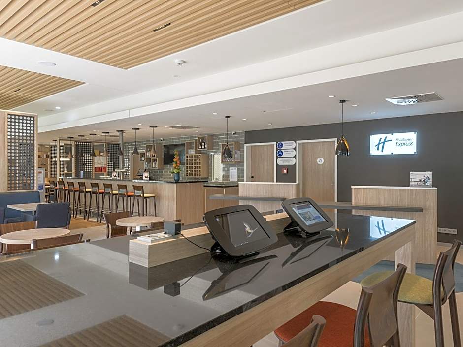 Premier Inn Frankfurt Westend Hotel