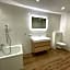 In de Witte Dame Hotel Bar Kitchen Apartments