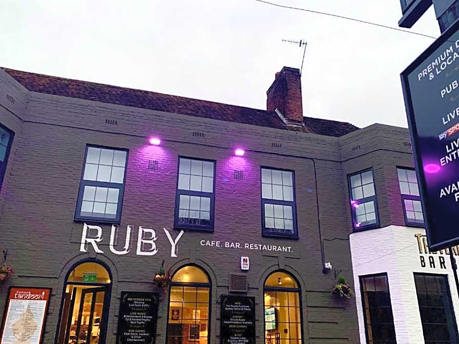Ruby Pub & Hotel