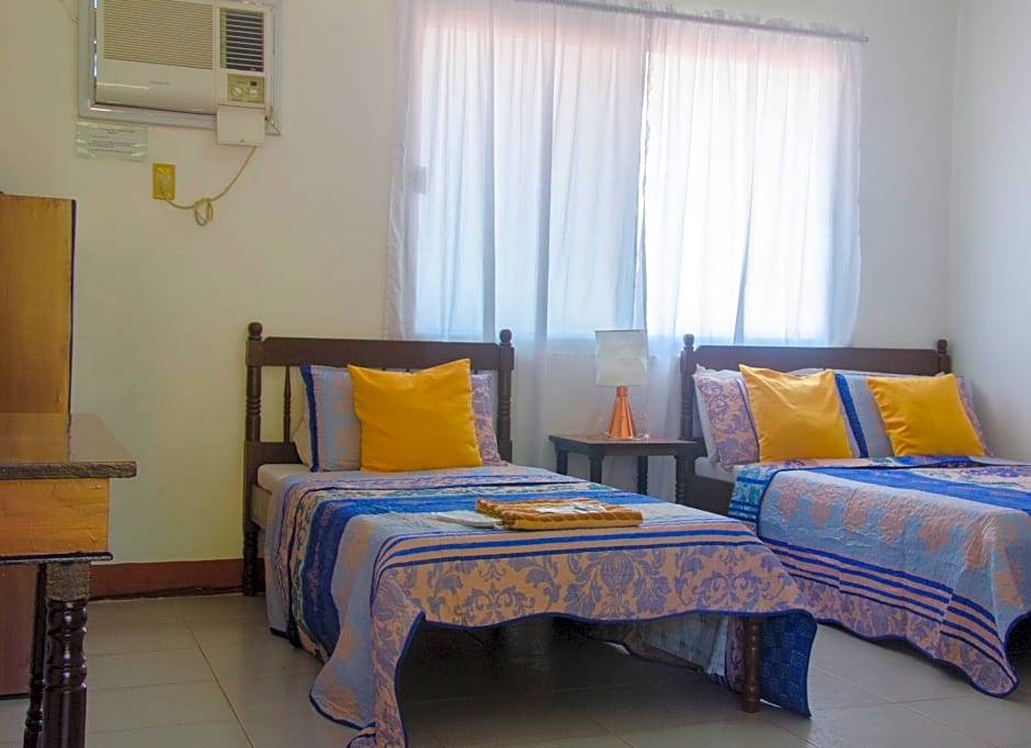 Lola Itang Pension and Restaurant