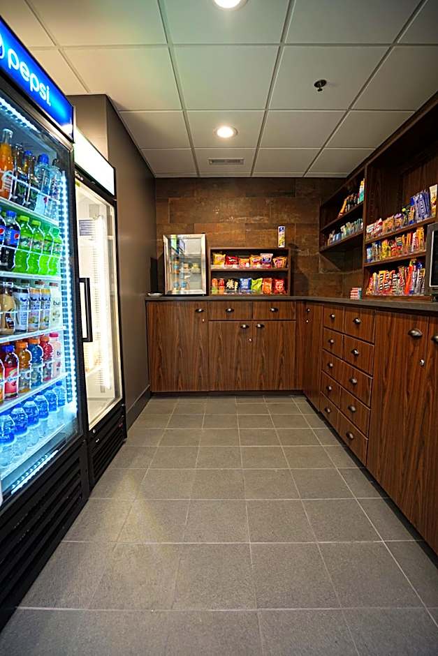 Four Points by Sheraton Salt Lake City Airport