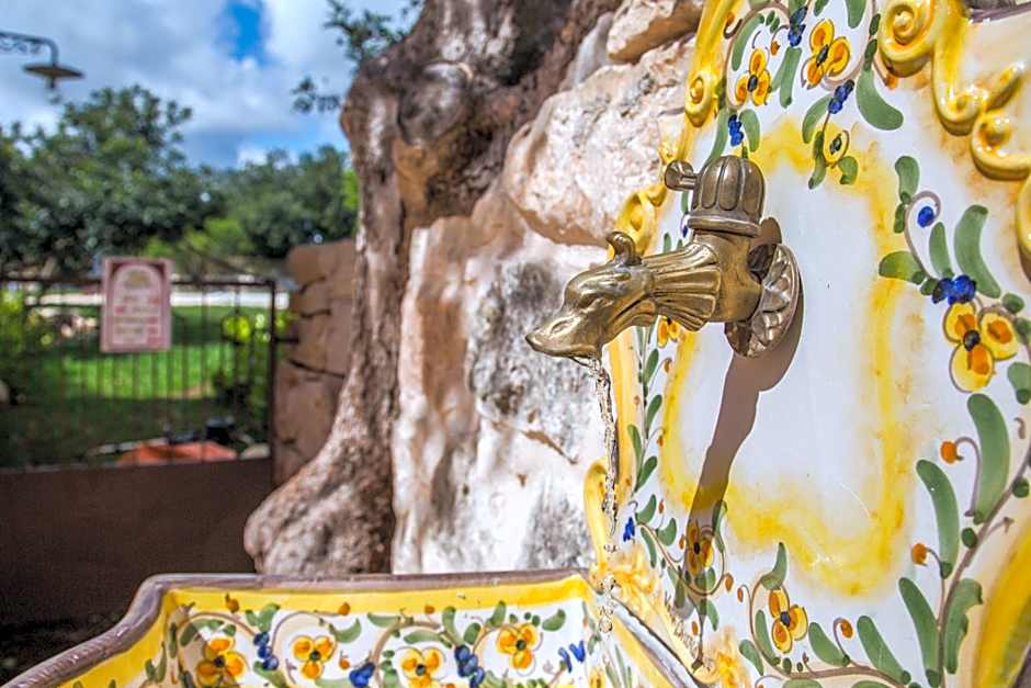 Abbraccio del Carrubo