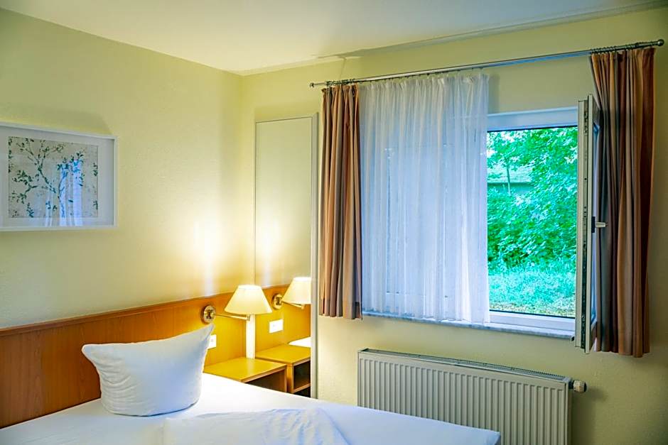 Waldhotel Schöneiche -Self Check-In-