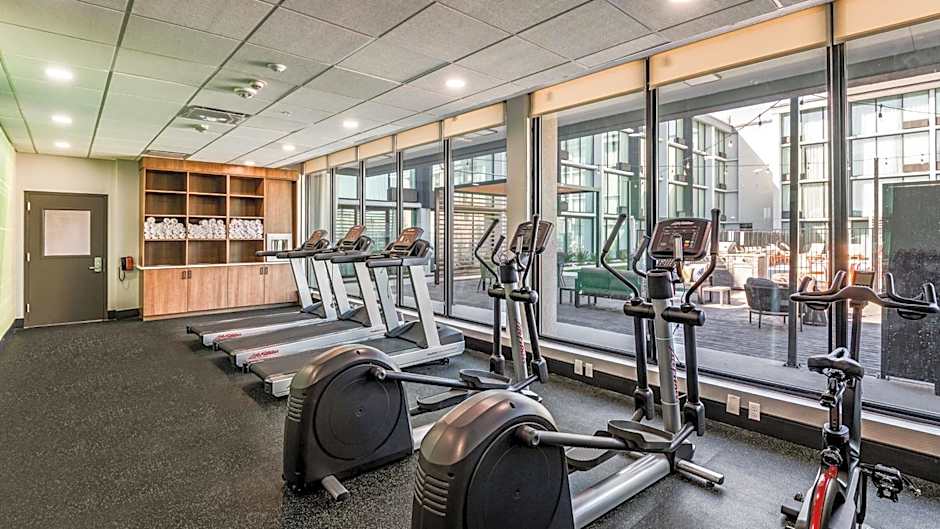 Staybridge Suites Dallas Market Ctr Love Field by IHG