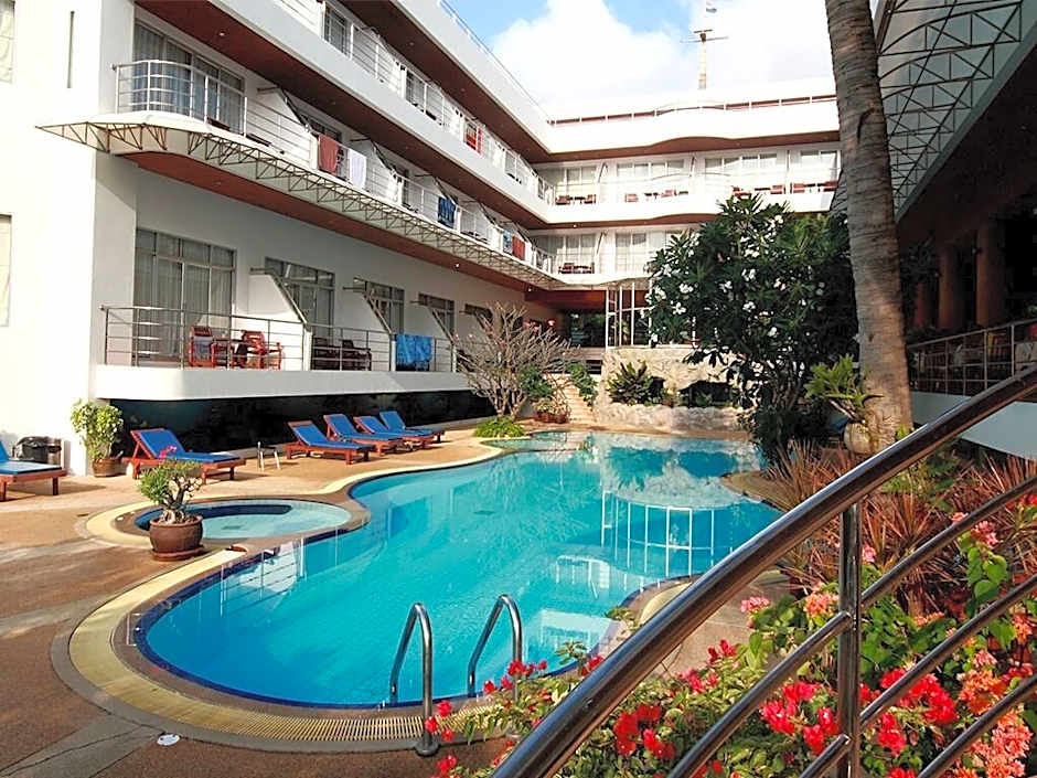 First Residence Hotel