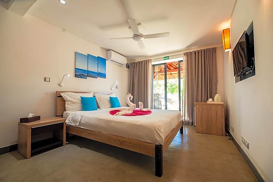 Toparadis Guest House