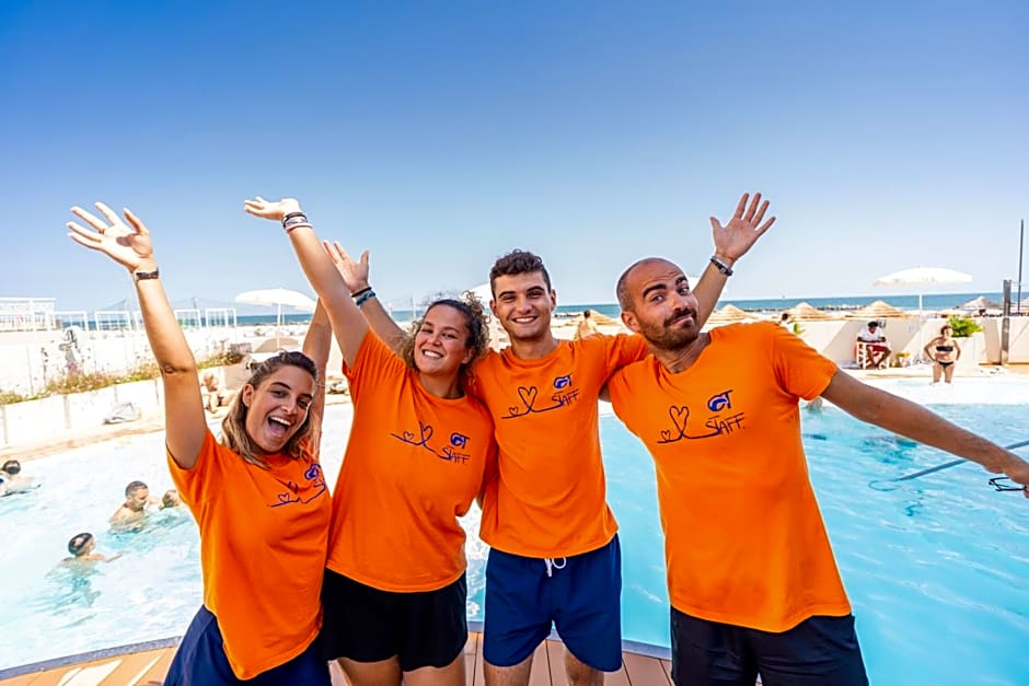 Nautilus Family Hotel