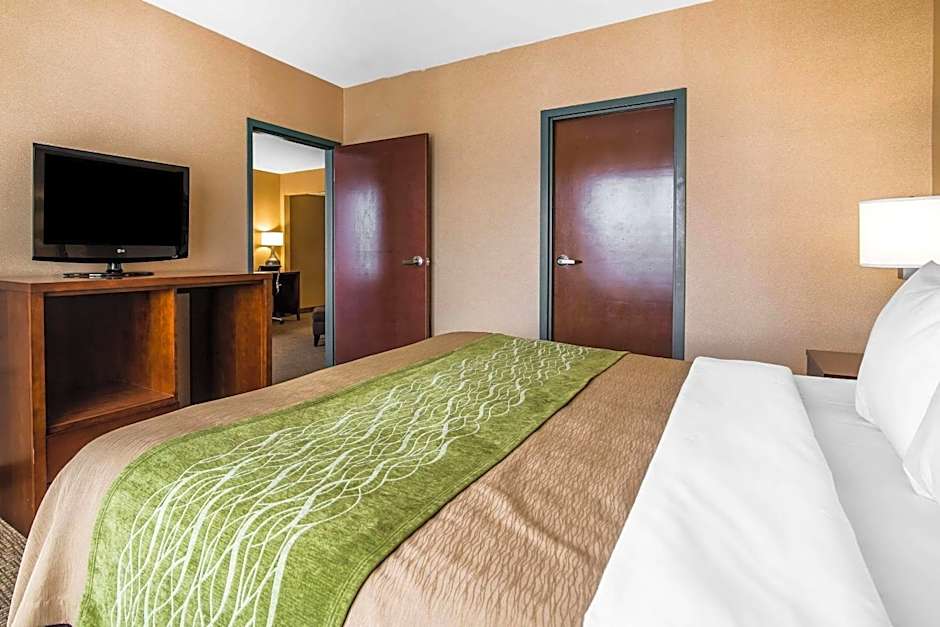 Quality Inn & Suites