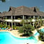 Travellers Beach Hotel & SPA