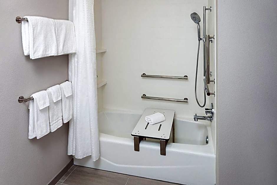 Holiday Inn Express Reedsburg Dells Area By IHG