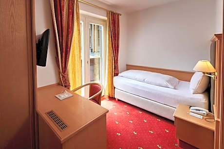 Classic Single Room with Balcony