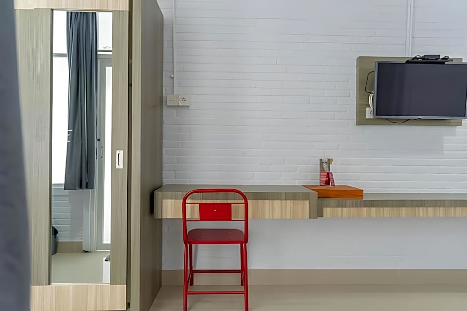 RedDoorz Plus @ Vantas Hotel Parbaba