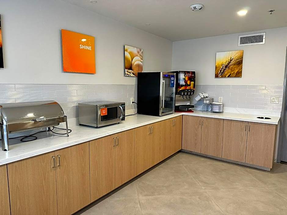 Comfort Suites At Tucson Mall