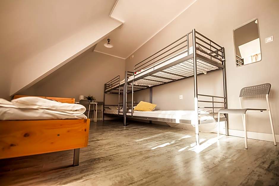 Za Murami Hostel