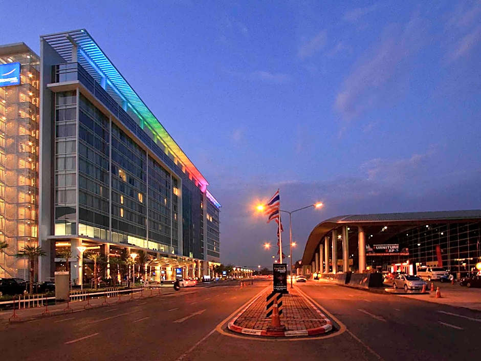 Novotel Bangkok Impact Hotel