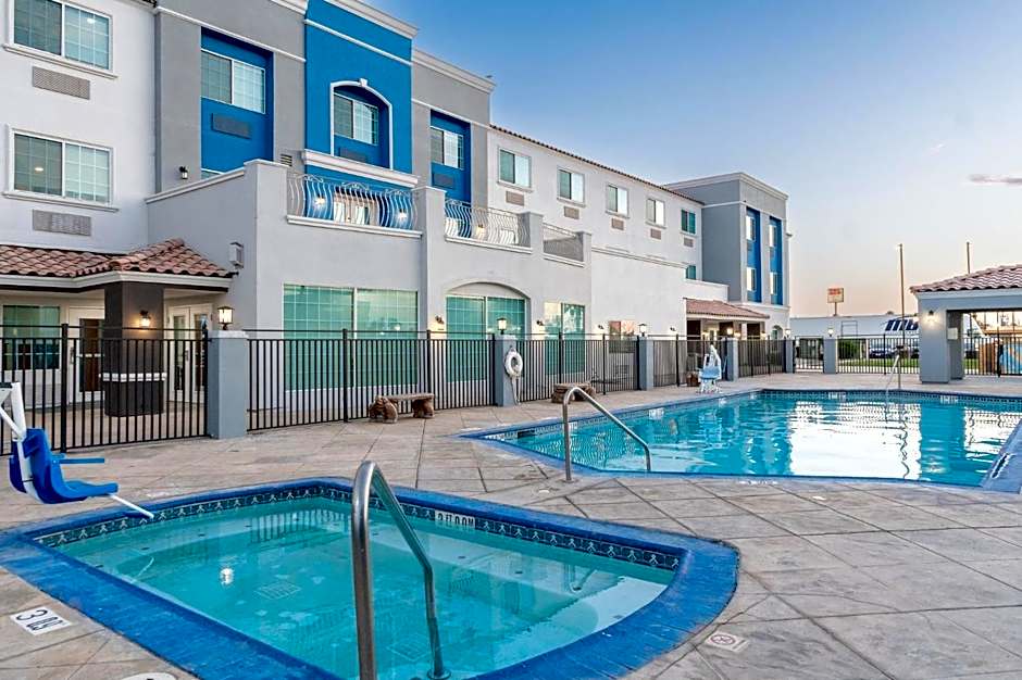 Holiday Inn Express Hotel & Suites El Centro By IHG